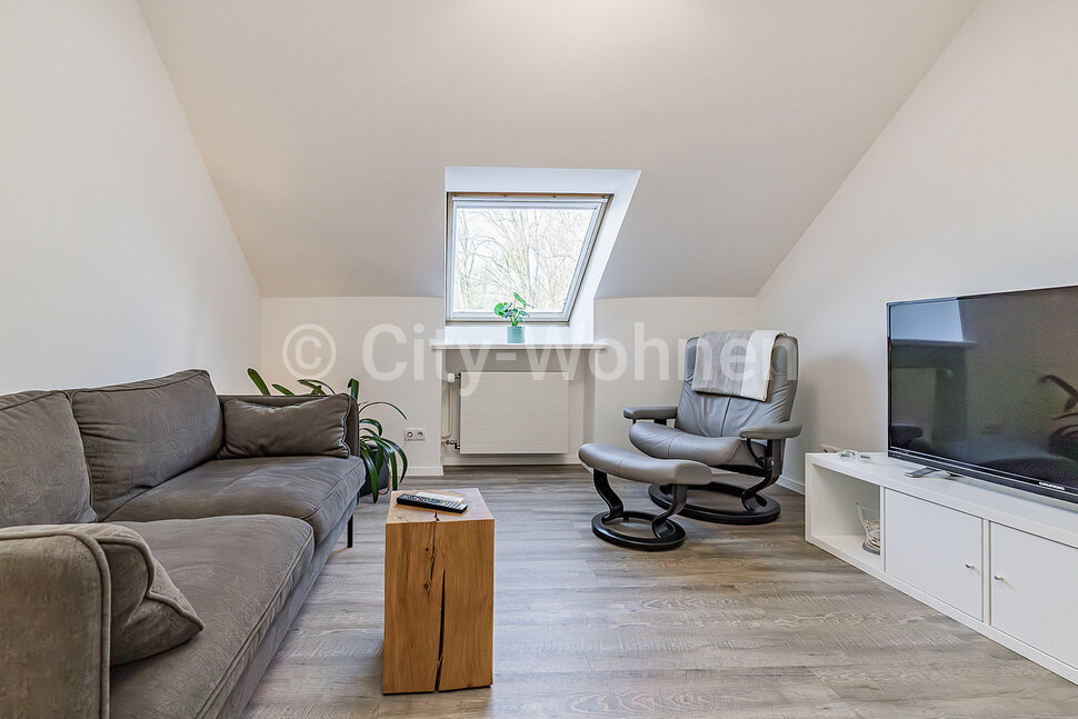 moeblierte Wohnung mieten in Hamburg Volksdorf/Eulenkrugstraße.
