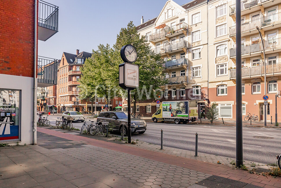 Moderne, gut ausgestattete 1Zimmer Wohnung mit Balkon und Fahrstuhl in