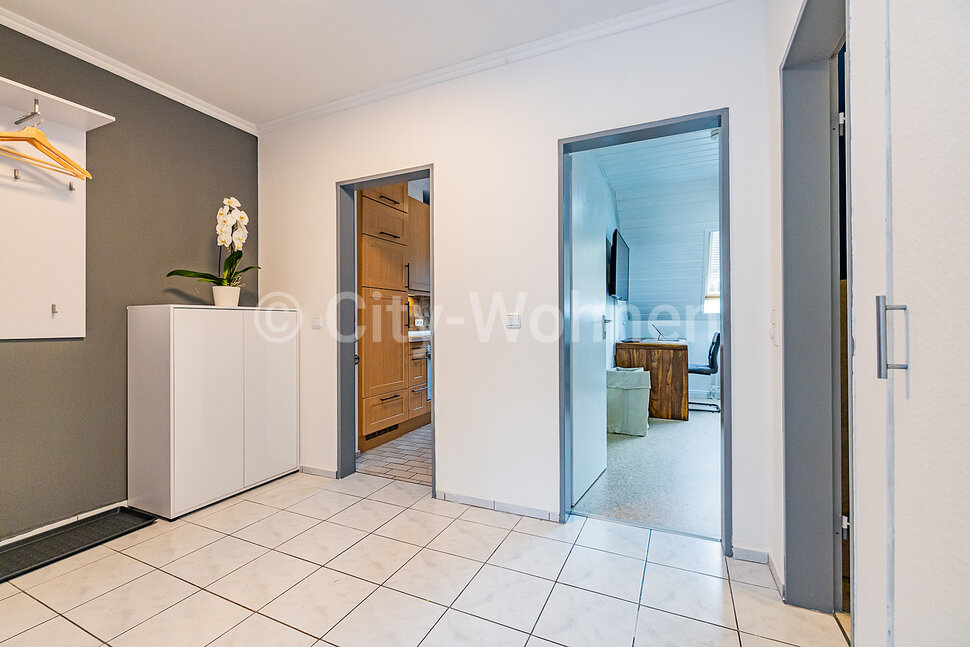 Furnished apartment with balcony in HamburgWandsbek CityWohnen