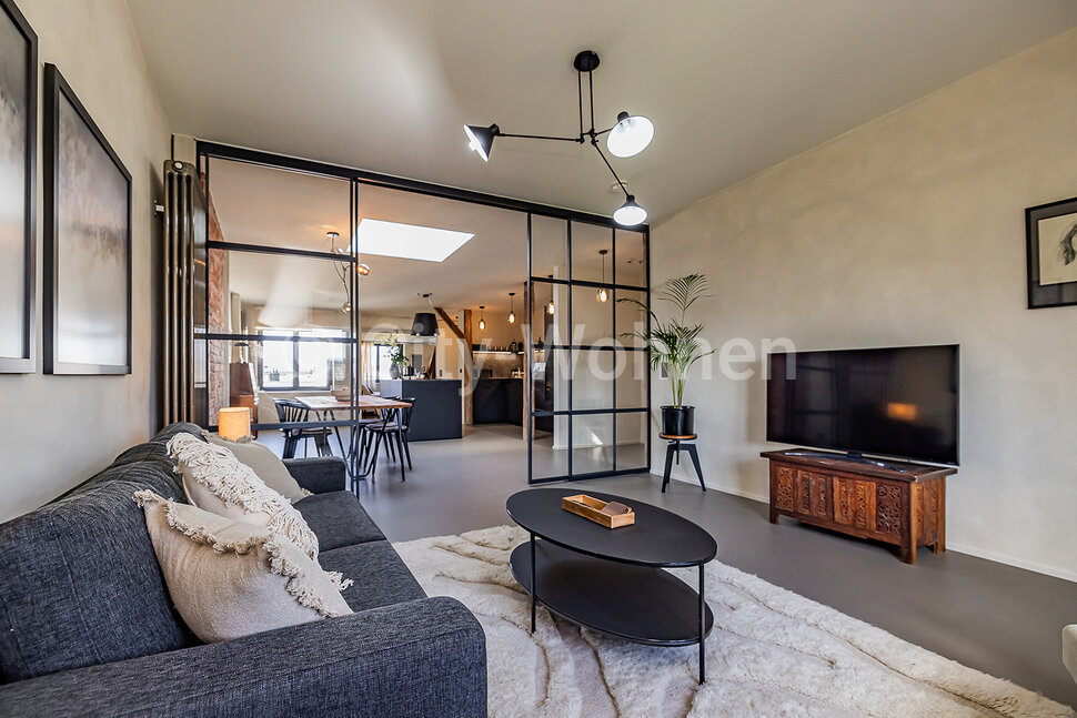 furnished apartement for rent in Hamburg Harvestehude/Hochallee.