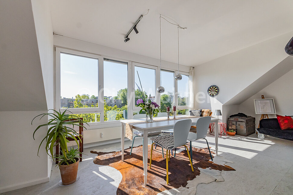 furnished apartement for rent in Hamburg Altona/Max-Brauer-Allee.  