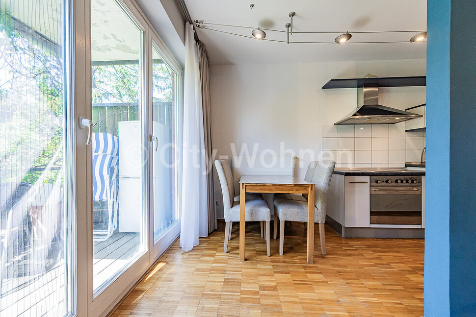 Furnished apartment with patio and yard in HamburgWandsbek City