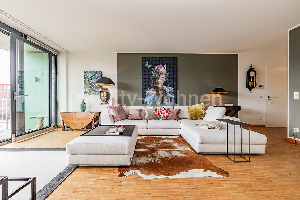 moeblierte Wohnung mieten in Hamburg Hafencity/Am Kaiserkai.