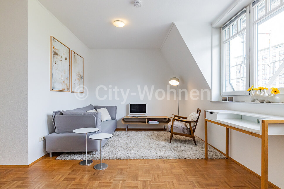 furnished apartement for rent in Hamburg Harvestehude/Grindelberg.  
