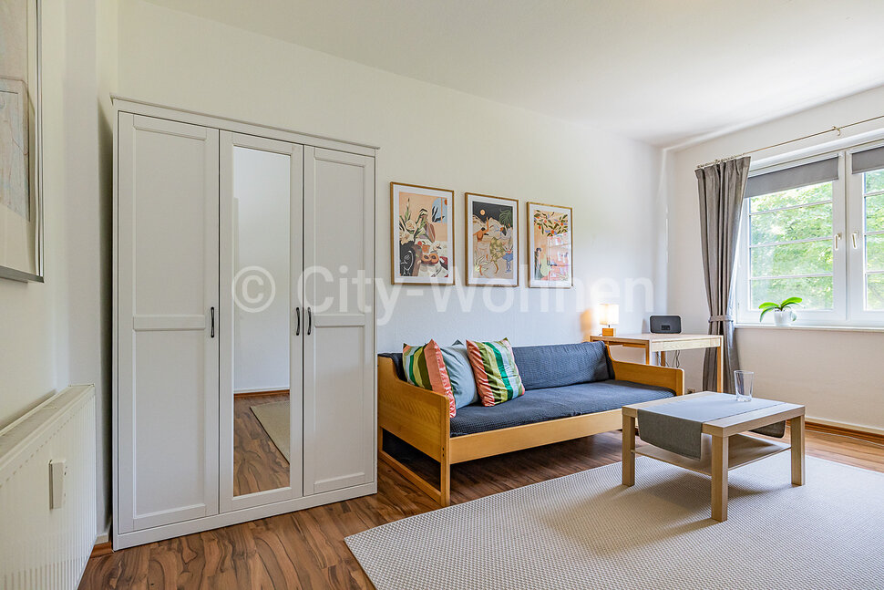 Zentral und sehr ruhig gelegene 1,5 Zimmer Wohnung mit Balkon in HamburgHamm CityWohnen
