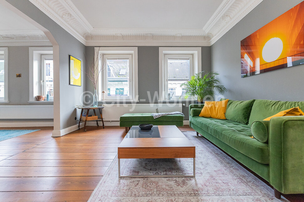 Stylisch möblierte Altbauwohnung mit Balkon in ruhiger Lage in Hamburg-Ottensen - Foto 2