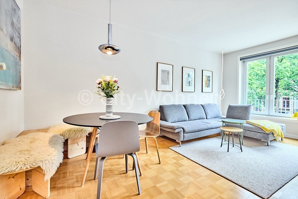 furnished apartement for rent in Hamburg St. Georg/Lange Reihe.