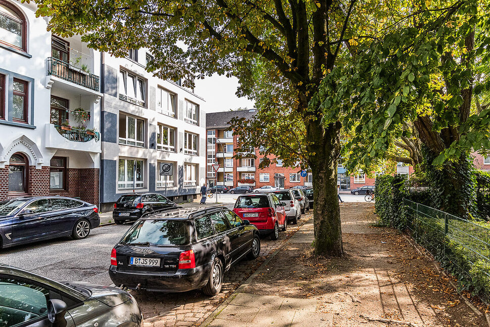 Bonita calle residencial en el barrio de Hamburgo-Hohenfelde - Pisos amueblados de City-Wohnen