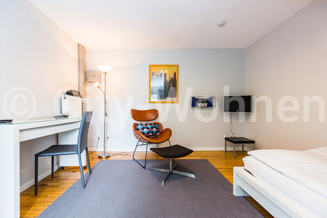furnished apartement for rent in Hamburg Barmbek/Tieloh. living & sleeping