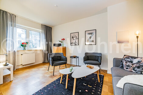 moeblierte Wohnung mieten in Hamburg Altona/Bernstorffstraße. Wohnzimmer
