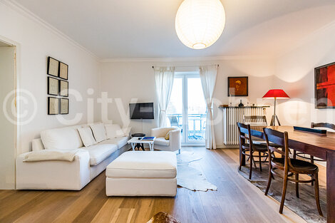 furnished apartement for rent in Hamburg Uhlenhorst/Auguststraße. living & dining