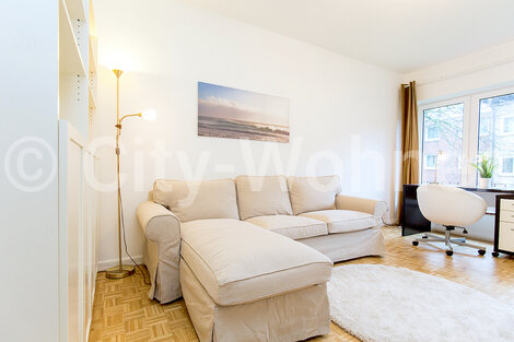 furnished apartement for rent in Hamburg Bahrenfeld/Humperdinckweg. living & working