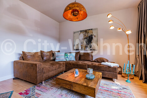moeblierte Wohnung mieten in Hamburg Barmbek/Langenrehm. Wohnzimmer