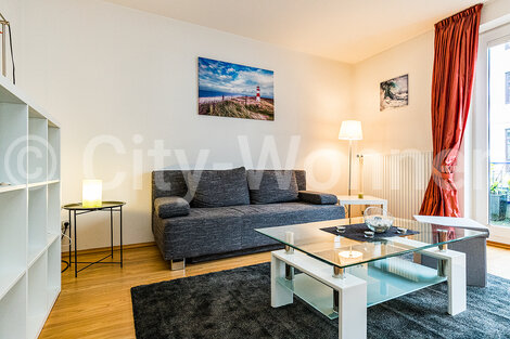 moeblierte Wohnung mieten in Hamburg Uhlenhorst/Kanalstraße. Wohnzimmer