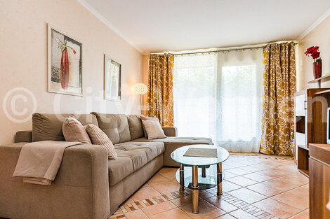 furnished apartement for rent in Hamburg Blankenese/Heydornweg. living room 2