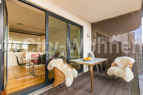 Alquilar apartamento amueblado en Hamburgo St. Pauli/Bernhard-Nocht-Straße. balcón