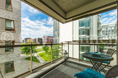 furnished apartement for rent in Hamburg Hafencity/Am Sandtorpark. balcony