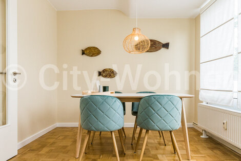 furnished apartement for rent in Hamburg Bahrenfeld/Bahrenfelder Kirchenweg. living & dining