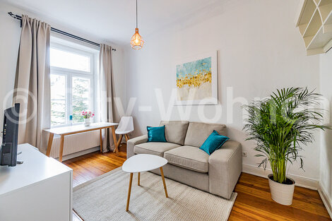Alquilar apartamento amueblado en Hamburgo Winterhude/Alsterdorfer Straße. salón