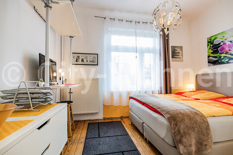 furnished apartement for rent in Hamburg Fuhlsbüttel/Heschredder. living & dining