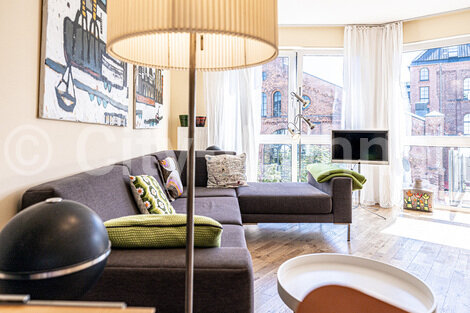 moeblierte Wohnung mieten in Hamburg Bahrenfeld/Beim Alten Gaswerk. Wohnzimmer