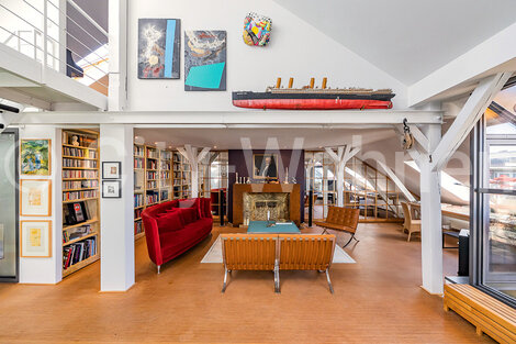 furnished apartement for rent in Hamburg Altstadt/Admiralitätstraße.