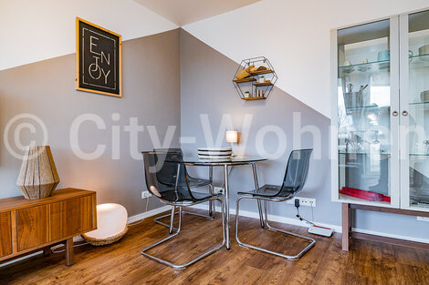furnished apartement for rent in Hamburg St. Pauli/Reeperbahn. living & cooking