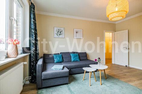 furnished apartement for rent in Hamburg Stellingen/Kieler Straße. living & dining