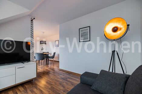 furnished apartement for rent in Hamburg Barmbek/Habichtstraße. living & dining