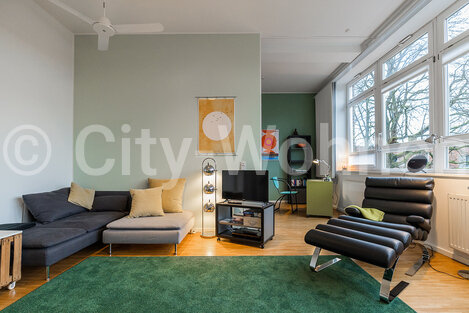 furnished apartement for rent in Hamburg St. Pauli/Kleine Freiheit. living & dining