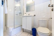 furnished apartement for rent in Hamburg Hohenfelde/Wandsbeker Stieg. bathroom 3 (small)