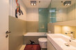 furnished apartement for rent in Hamburg St. Pauli/Reeperbahn.  bathroom 3 (small)