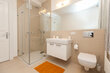 furnished apartement for rent in Hamburg Rotherbaum/Rothenbaumchaussee. bathroom 6 (small)