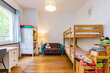 moeblierte Wohnung mieten in Hamburg Winterhude/Baumkamp. Kinderzimmer 8 (klein)