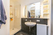 Alquilar apartamento amueblado en Hamburgo Hafencity/Am Sandtorpark.  cuarto de baño 5 (pequ)