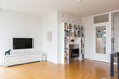 furnished apartement for rent in Hamburg Othmarschen/Johann-Mohr-Weg. living & dining 30 (small)