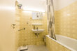 furnished apartement for rent in Hamburg Ottensen/Barnerstraße.  bathroom 3 (small)