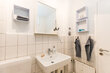 furnished apartement for rent in Hamburg Sternschanze/Altonaer Straße. bathroom 5 (small)