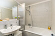 furnished apartement for rent in Hamburg Hoheluft/Lokstedter Steindamm. bathroom 3 (small)