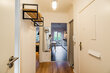 moeblierte Wohnung mieten in Hamburg Barmbek/Burmesterstraße. Flur 10 (klein)