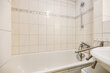 furnished apartement for rent in Hamburg Blankenese/Caprivistraße. bathroom 4 (small)