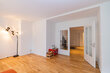 furnished apartement for rent in Hamburg Wellingsbüttel/Lockkoppel. living & dining 16 (small)