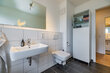 furnished apartement for rent in Hamburg Altona/Kirchenstraße.  bathroom 4 (small)