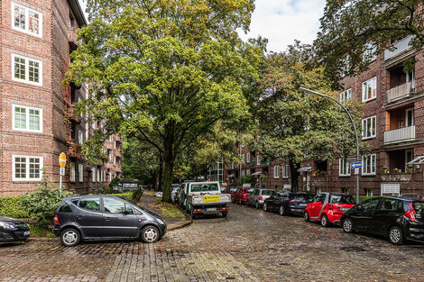 Red brick buildings in the Hamburg-Barmbek district - Furnished apartments by City-Wohnen