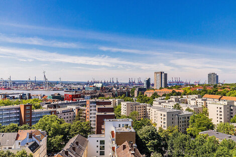 Apartment with a view of the Hamburg harbor in the Hamburg-St.Pauli district - Furnished apartments from City-Wohnen